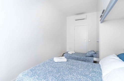 Precotto Apartment | MO237 Loreto- Duomo -Modern Apartment -