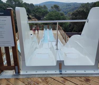 Montpezat Other | mobil home premium 6 personnes très confortable climatisé