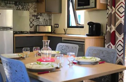Sadirac House | Mobil-Home Tribu 6 Rooms 10 People Air-conditioned + TV 3sdb