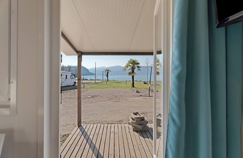 Ispra Apartment | Mobile Home 'Casa Mobile Standard 1' with Lake View, Wi-Fi and Air Conditioning