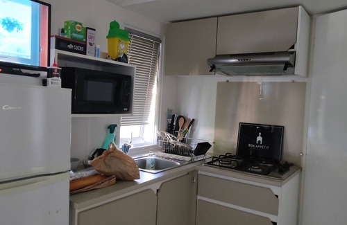 Aureilhan House | Mobile home in a shady campsite on the shores of Lake Aureilhan Camping Marvilla*