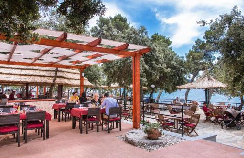 Biograd na Moru Resort | Mobilehome Victoria - Camp Soline