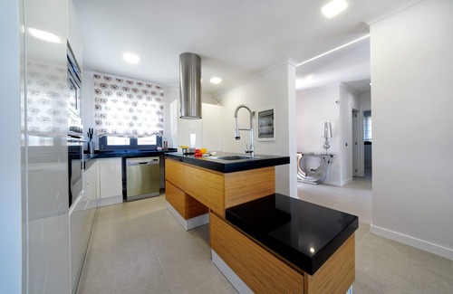 Maspalomas Villa | Modern villa with sea views, private pool, jacuzzi, pool bar, bbq