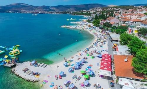 Businci Apartment | Moderan apartman s hidromasažnom kadaom