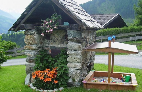 Bruck an der Grossglocknerstrasse Apartment | Moderegg by Interhome