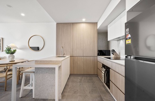 North Fremantle Apartment | Modern 1-Bed Apartment with Views in Fremantle