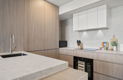 North Fremantle Apartment | Modern 1-Bed Apartment with Views in Fremantle