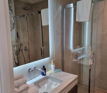Nardaran Apartment | Modern 1-Bedroom Apartment at Sea Breeze Park Residences 2, Just Steps from the Beach, with Pool, Gym, Restaurants and Free Parking