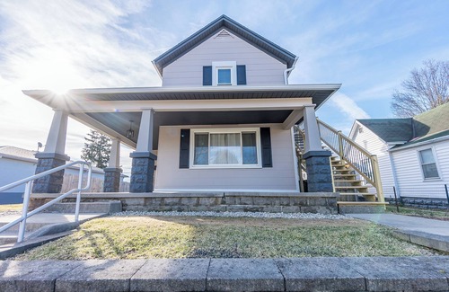 Troy Apartment | Modern 2 BR Apartment in Troy