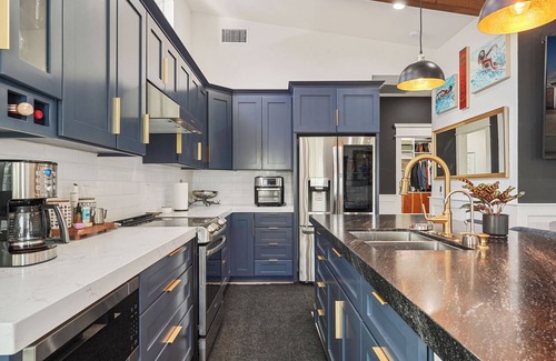 Northgate Cottage | Modern 2BR Cottage