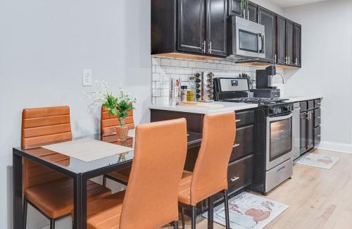 Trinidad Apartment | Modern 2BR Near H St Walk to Union Market and Metro