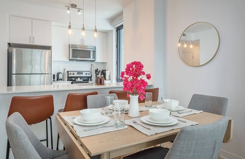 International District Apartment | Modern 2BR Old Port Condo | Free Indoor Parking