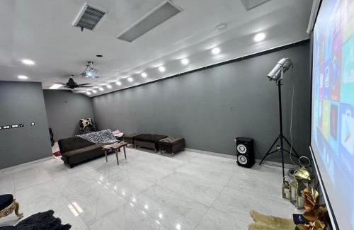 Lahore House | Modern 3-BDR Family Home