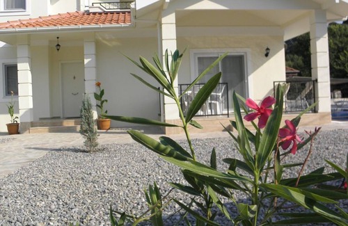 Dalyan City Center Villa | Modern 3 bed villa private pool family friendly