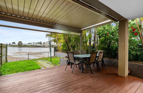 Cabarita House | Modern 3-Bed with Pool & Water Views by Beach