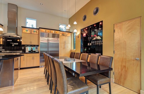 Breckenridge Heights House | Modern 3Br + Den Home in Breck!- Moonstone Modern