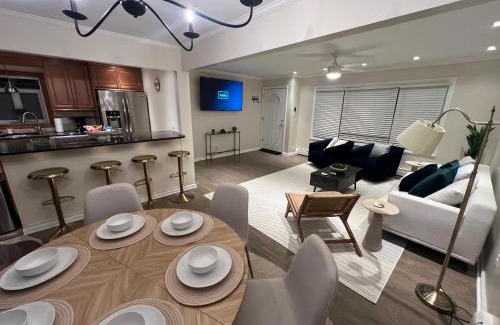 Kearny Apartment | Modern 3BR Near EWR, Parking, 25 Min NYC