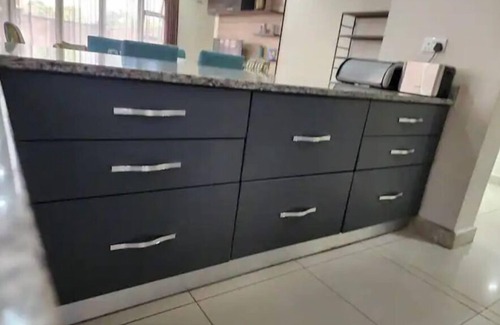 Harare Apartment | Modern 5 Star, 6 sleeper Apartment @ Sibiti