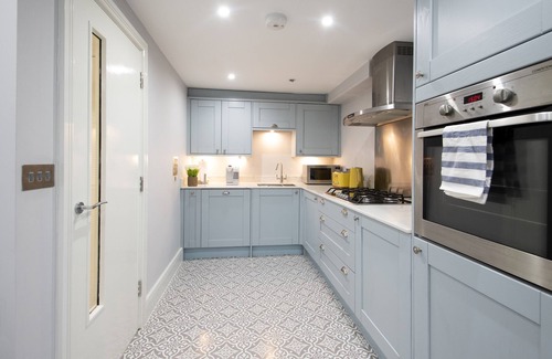 Leamington Spa House | Modern Apartment in Leamington Spa City centre