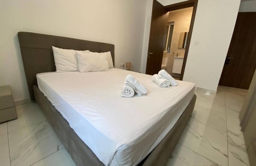 Gzira Apartment | Modern Apart Heart Of Sliema V122