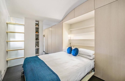 Acton Apartment | Modern apartment in the city with breathtaking views and top-tier amenities