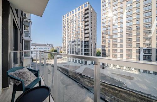 Lviv Apartment | Modern apartment in a new building near the center Free parking