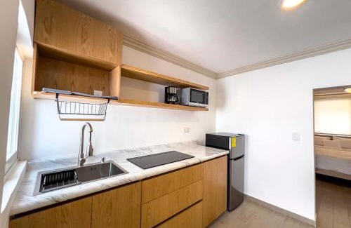 La Cruz Apartment | Modern Apartment with Home Office in Prime Location