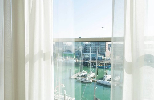 Vissershaven Apartment | Modern apartment with a great view