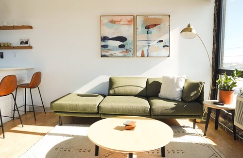 Duluth Apartment | Modern Apt w/Gym, Elevator, Coffee Shop | 307