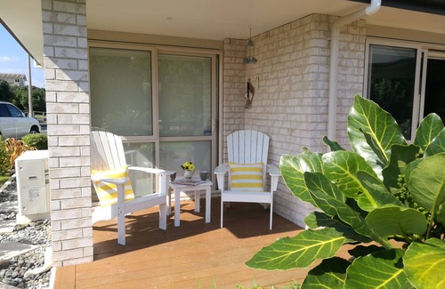 Waihi Beach Cottage | Modern Beach Break - Waihi Beach Holiday Home