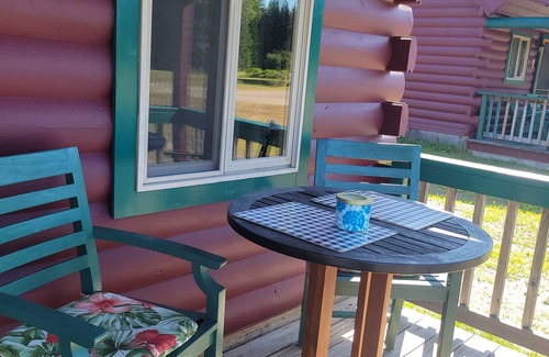 East Corinth Cabin | Modern cabin, large interior space, sleeps 6.