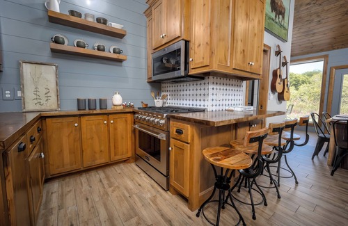 Blanchard Cabin | Modern cabin secluded on 50 acres, private trail and creek access, all near town