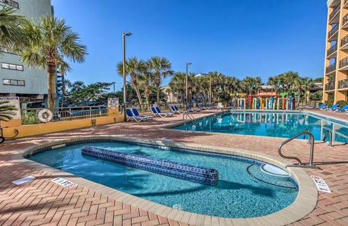 Myrtle Beach Apartment | Modern Caravelle Resort Condo Near Golf Courses!
