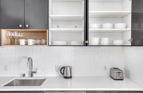 Judkins Park Apartment | Modern Central District 1BR w/Gym & BBQ, nr downtown, by Blueground