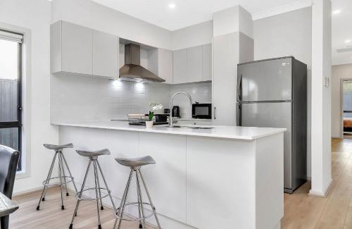 Aldinga Beach House | Modern Coastal Retreat in Aldinga Beach Just Steps from the Shore