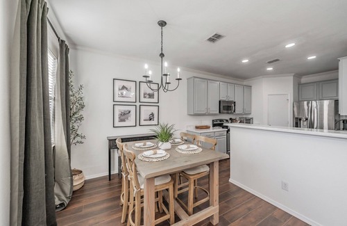 Little Elm House | Modern, Comfy, Next to Frisco and Lake Lewisville in peaceful Little Elm