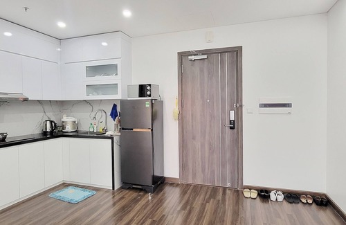 Hai Phong Apartment | Modern Condo steps from Vincom Plaza