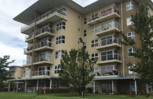 Claxton Bay Condo | Modern condominium