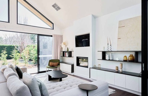 Pialligo Other | Modern Cottage at Beltana Farm