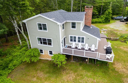 Harpswell House | Modern cottage beautifully set on Wilson Cove with stunning westerly views