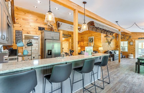 Murphy Cabin | Modern Creek-Front Cabin w/Deck & Views in Murphy