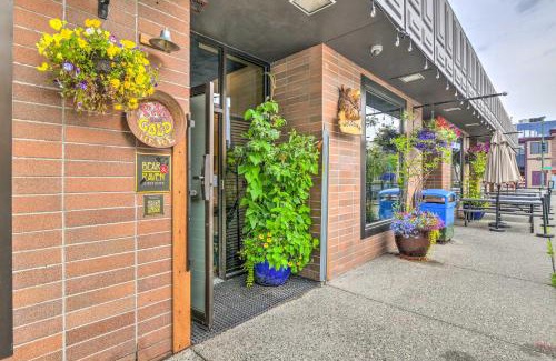 Downtown Anchorage Apartment | Modern Downtown Apt - Walk to Parks and Cafes!