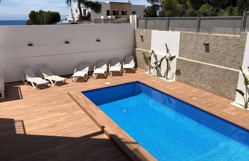 Cala Vadella House | Modern villa with private pool, BBQ and sea view
