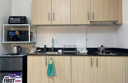 Silang Junction North Condo | Modern Executive Studio Hotel with kitchen