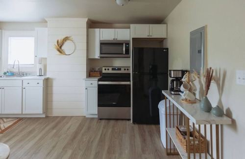 Johnson City Apartment | Modern Farmhouse Chic Apartment in Johnson City