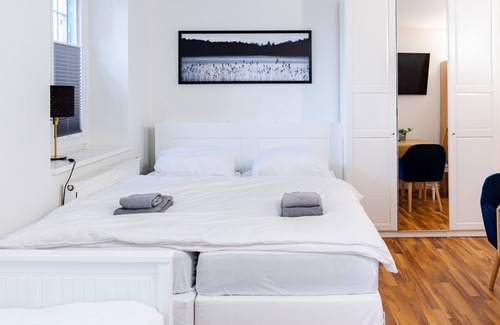 Steintor-Vorstadt Apartment | Modern furnished apartment for 4 persons directly at Rostock main station.