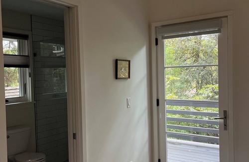 Claxton Community House | Modern Guest House in Historic Chestnut Hills - Walk To Downtown!