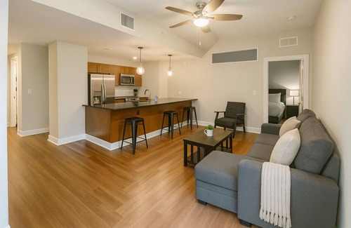 Downtown Cleveland Apartment | Modern Haven in the City