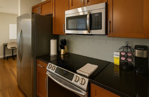 Downtown Cleveland Apartment | Modern Haven in the City