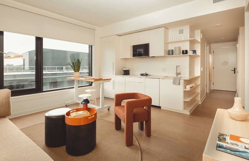Old Fourth Ward Hotel | Modern Haven w/Rooftop Views—Near Dining, Markets & Atlanta Hotspots